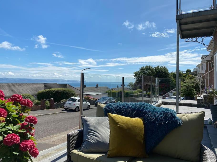Mumbles - Modern Apartment With Panoramic Sea Views Oystermouth Exterior foto